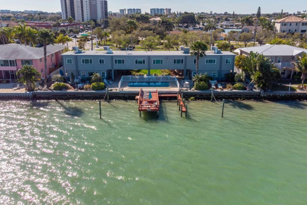 102-Tiny Treasure-Waterfront With Heated Pool Lejlighed St. Pete Beach Eksteriør billede