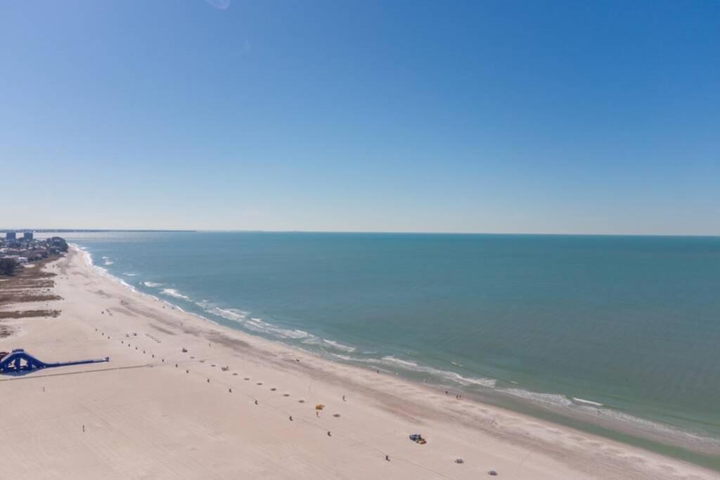 102-Tiny Treasure-Waterfront With Heated Pool Lejlighed St. Pete Beach Eksteriør billede